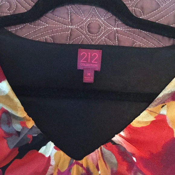 Floral Top - Picture 3 of 3